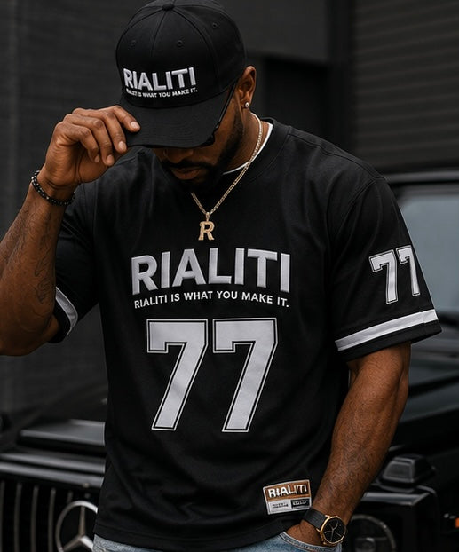 RIALITI Premium cap white logo